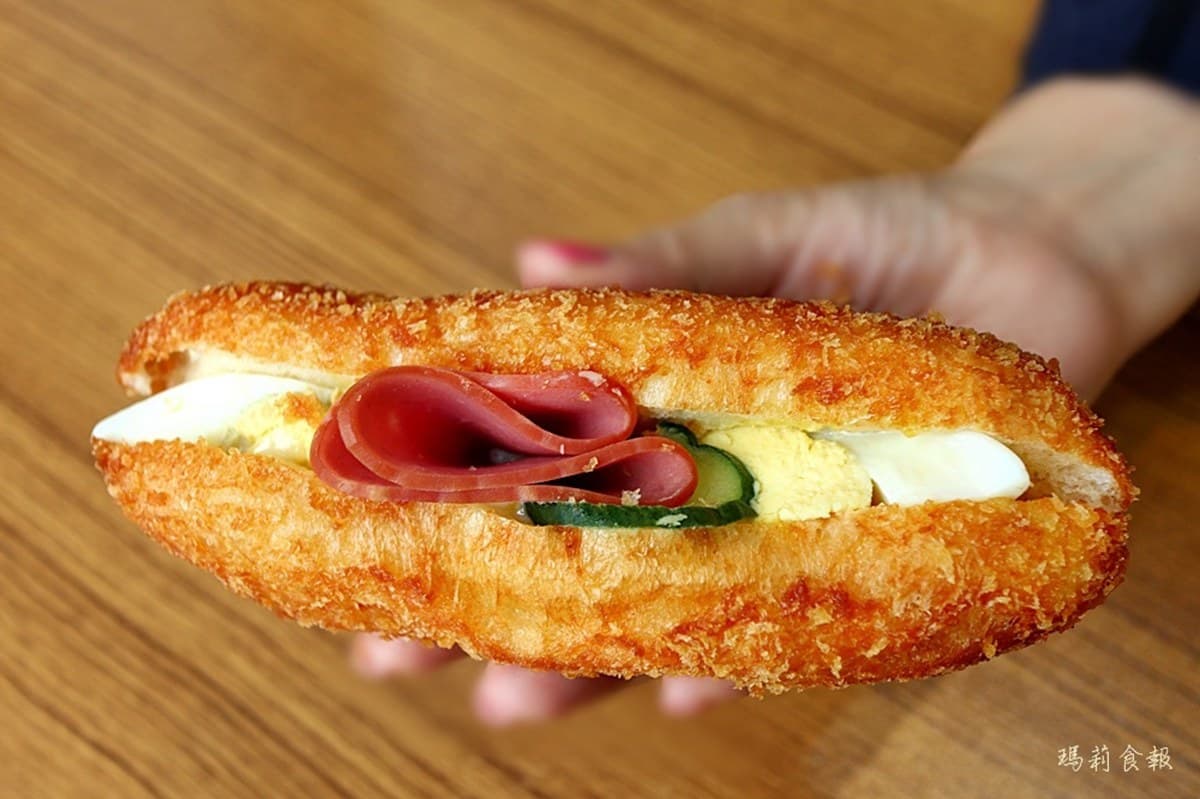 在地人的回憶!50年水煎包「高麗菜+冬粉」內餡超飽口,香脆酸菜堡冷了也好吃 在地人的回憶!50年水煎包「高麗菜+冬粉」內餡超飽口,香脆酸菜堡冷了也好吃