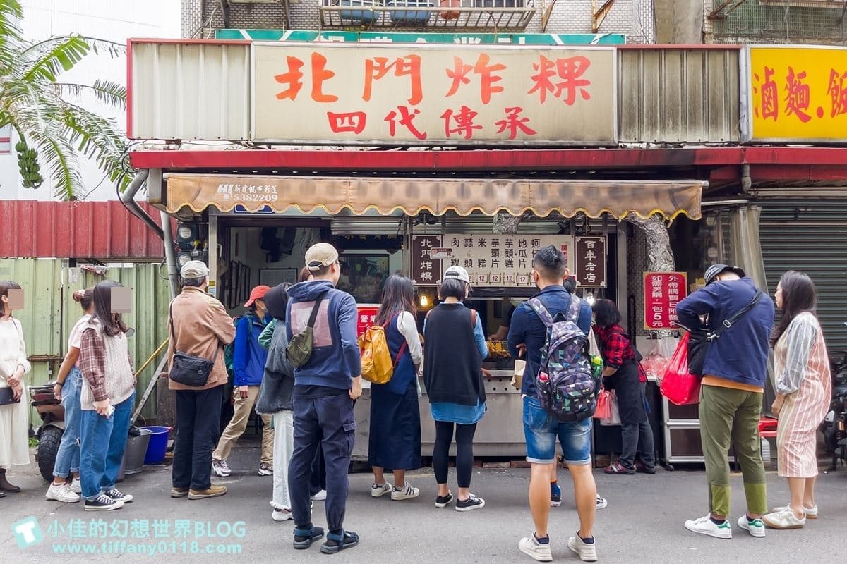 點一輪百元有找!新竹老店「現炸肉粿」一咬就噴香,「炸蒜頭」清甜多汁不蘸醬也好吃 點一輪百元有找!新竹老店「現炸肉粿」一咬就噴香,「炸蒜頭」清甜多汁不蘸醬也好吃