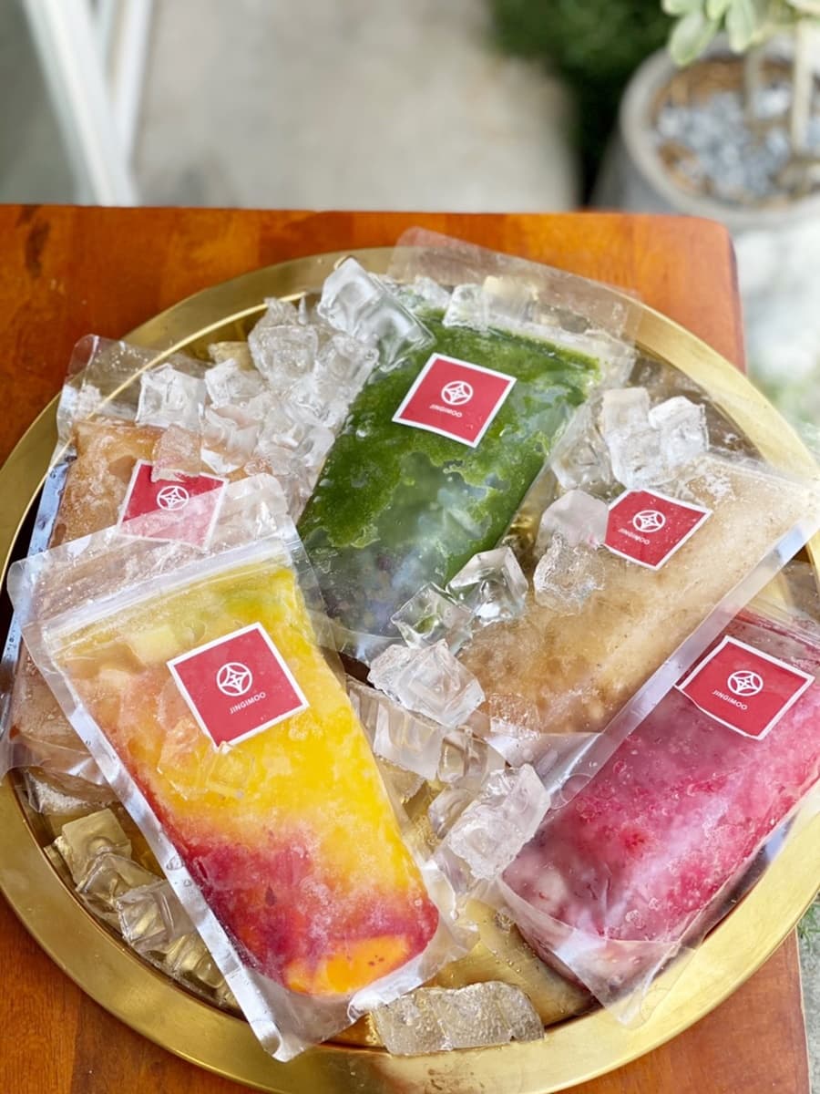 剉冰也能宅配回家!網美冰店5大口味芒果、玫瑰荔枝在家開吃,還有隱藏版「酒控」吃法 剉冰也能宅配回家!網美冰店5大口味芒果、玫瑰荔枝在家開吃,還有隱藏版「酒控」吃法