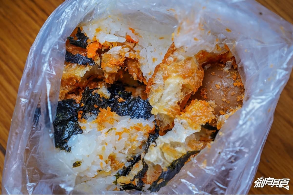 外帶吃最方便!台中7家高CP值飯糰:30年阿婆老店、客家小炒內餡、紫米雙色 外帶吃最方便!台中7家高CP值飯糰:30年阿婆老店、客家小炒內餡、紫米雙色