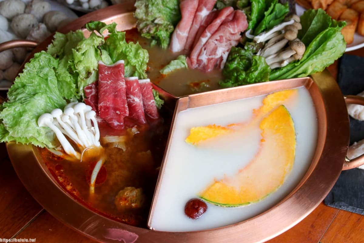 在家安心嗑!4家超澎派宅配火鍋:熬煮6小時牛腩湯、50元硬幣大生食干貝、1週防疫箱 在家安心嗑!4家超澎派宅配火鍋:熬煮6小時牛腩湯、50元硬幣大生食干貝、1週防疫箱