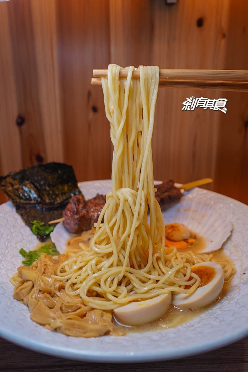 外帶享9折!台中超豪華拉麵必嘗「和牛+海鮮」組合,限量松露烤雞晚來吃不到 外帶享9折!台中超豪華拉麵必嘗「和牛+海鮮」組合,限量松露烤雞晚來吃不到