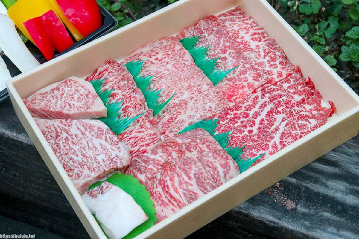 肉控快收!台南人氣燒肉店「和牛餐盒」只要180元,還有超澎派「生肉套餐」讓你在家烤 肉控快收!台南人氣燒肉店「和牛餐盒」只要180元,還有超澎派「生肉套餐」讓你在家烤