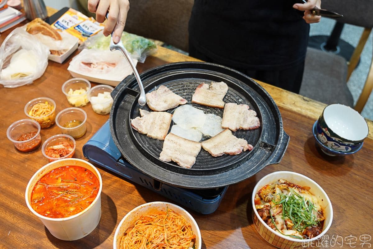 在家開烤!道地韓式餐廳外帶超澎派「BBQ套餐」可享85折,白飯殺手辣炒春雞也必點 在家開烤!道地韓式餐廳外帶超澎派「BBQ套餐」可享85折,白飯殺手辣炒春雞也必點