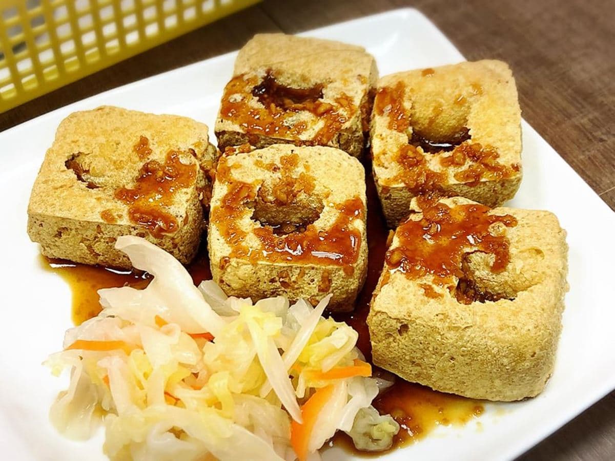 內行人才知!超低調小店必吃爆汁臭豆腐、「山珍海味」麵線,自煮古早味紅茶濃厚不死甜 內行人才知!超低調小店必吃爆汁臭豆腐、「山珍海味」麵線,自煮古早味紅茶濃厚不死甜