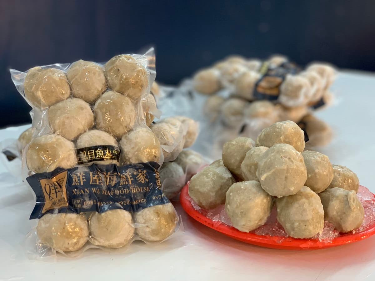 免上市場!名攤防疫包一次嘗6家美食:16小時古法梅煎茶、賣破萬斤香腸、50年客家油飯 免上市場!名攤防疫包一次嘗6家美食:16小時古法梅煎茶、賣破萬斤香腸、50年客家油飯