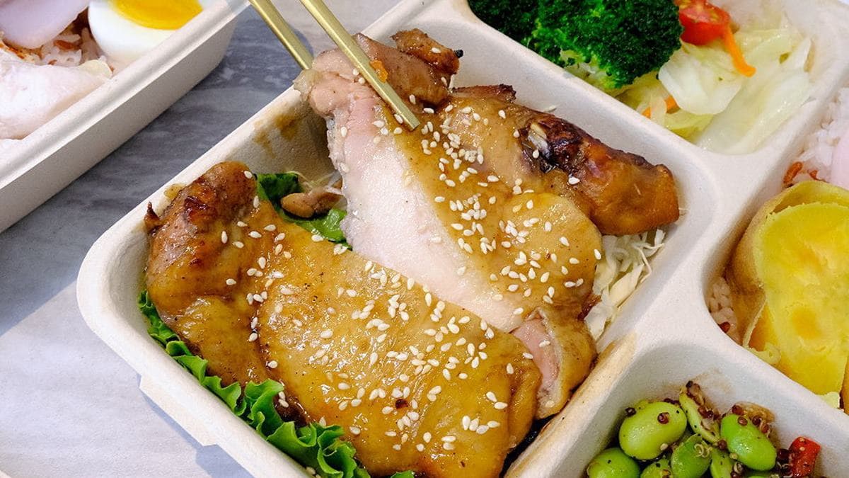 好吃又好拍!超繽紛「健康餐盒」鋪滿6種鮮甜配菜,必嗑厚切嫩腿排、桔香炙烤鯖魚 好吃又好拍!超繽紛「健康餐盒」鋪滿6種鮮甜配菜,必嗑厚切嫩腿排、桔香炙烤鯖魚
