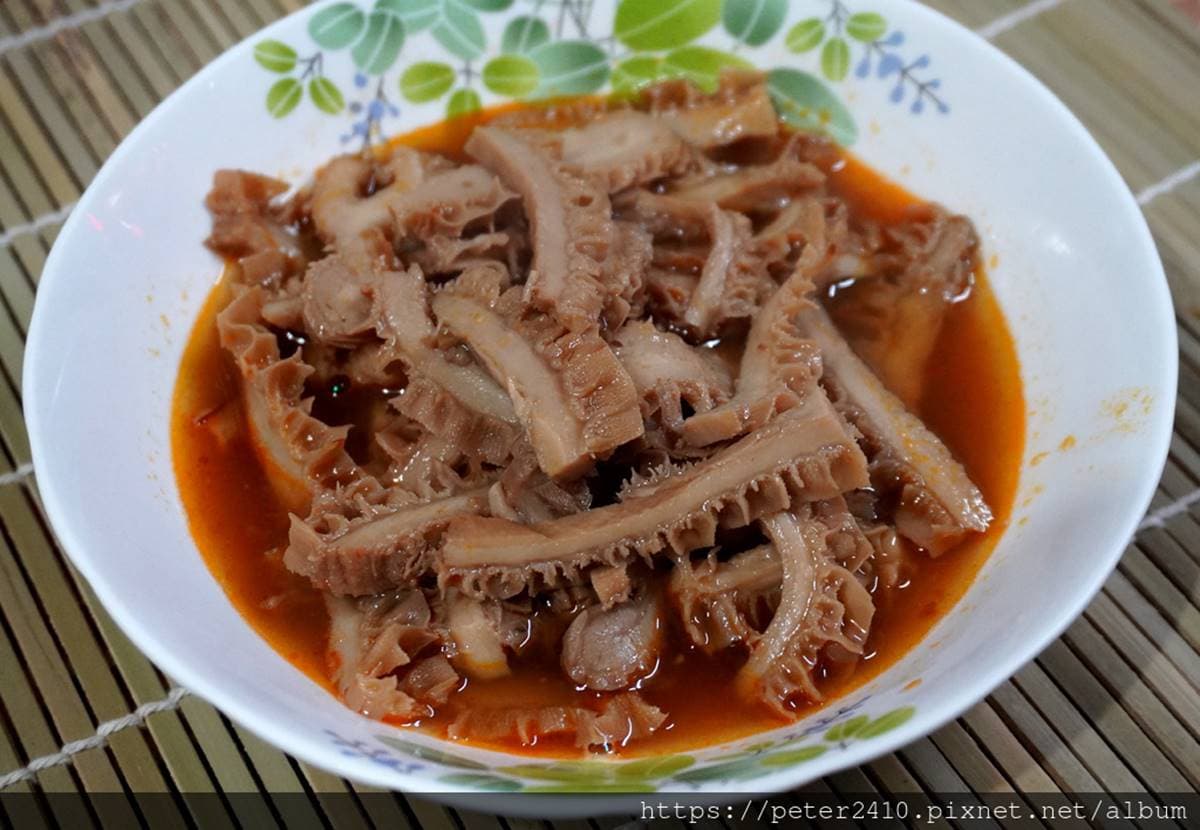 懶人救星!溫體牛專賣店「宅配料理包 」隔水加熱就能吃,濃厚牛肉燥拌飯拌麵都唰嘴 懶人救星!溫體牛專賣店「宅配料理包 」隔水加熱就能吃,濃厚牛肉燥拌飯拌麵都唰嘴
