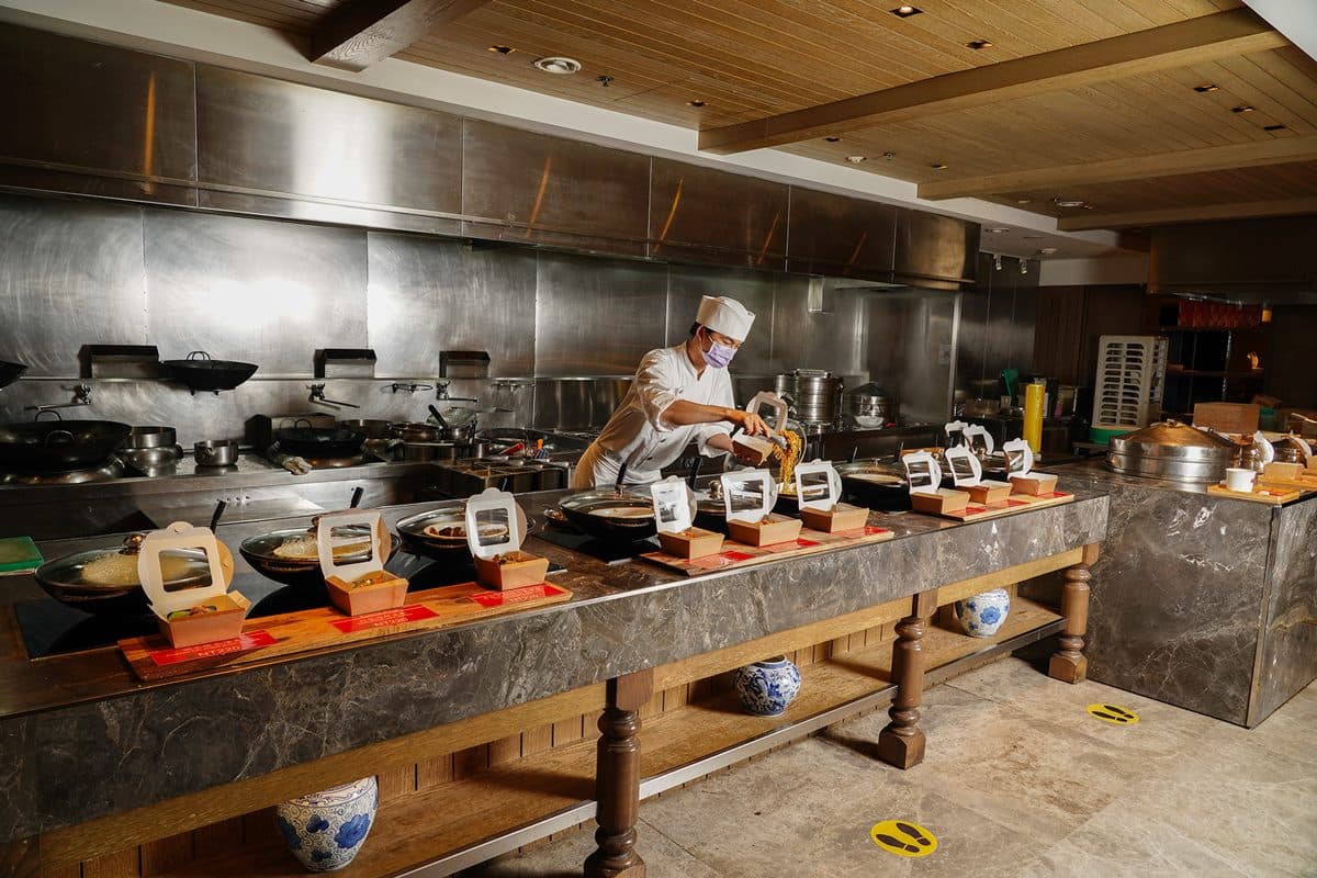 君悅、喜來登「Buffet帶回家」!吃到飽好料最低20元能外帶,龍蝦、牛排都能吃 君悅、喜來登「Buffet帶回家」!吃到飽好料最低20元能外帶,龍蝦、牛排都能吃