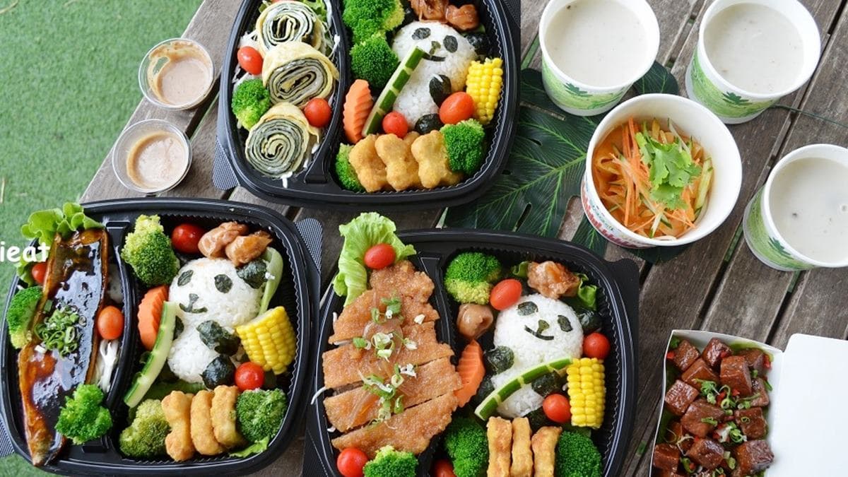 少女心噴發!人氣親子餐廳推3款「熊貓造型」餐盒,必嗑嫩煎照燒鯖魚、奶香厚蛋捲