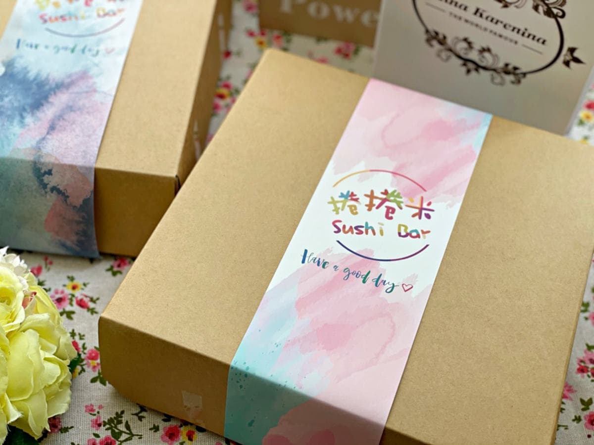 浮誇外帶美食再+1!「美式壽司」超值組合1次吃6種口味,先嗑季節限定芒果炸蝦 浮誇外帶美食再+1!「美式壽司」超值組合1次吃6種口味,先嗑季節限定芒果炸蝦