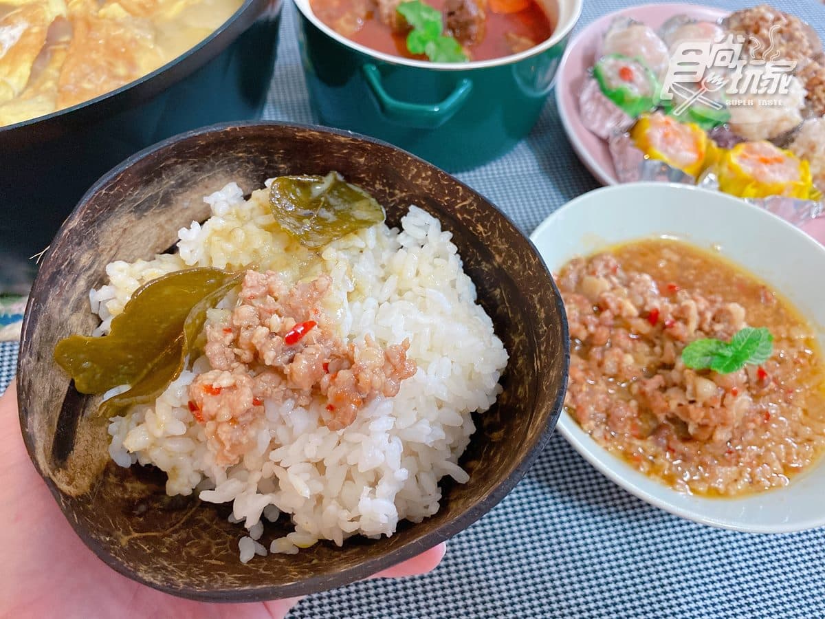 一秒飛到日港泰!超狂宅配爆料鍋「虎皮蛋餃」必吃,打卡港點、泰式白飯殺手在家像出國 一秒飛到日港泰!超狂宅配爆料鍋「虎皮蛋餃」必吃,打卡港點、泰式白飯殺手在家像出國