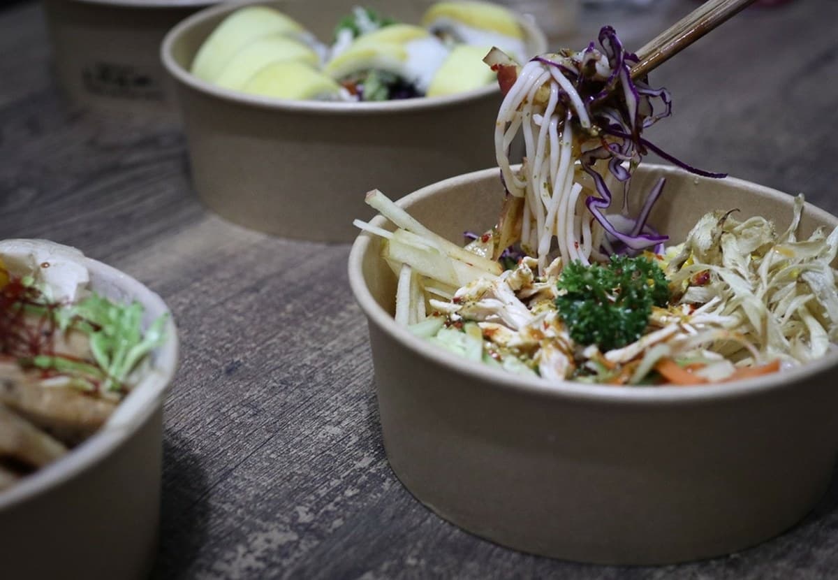 Google評價4.9星!高人氣蔬食料理外帶先嗑「炙燒紫蘇卷」,超美味肉桂卷是意外重頭戲 Google評價4.9星!高人氣蔬食料理外帶先嗑「炙燒紫蘇卷」,超美味肉桂卷是意外重頭戲