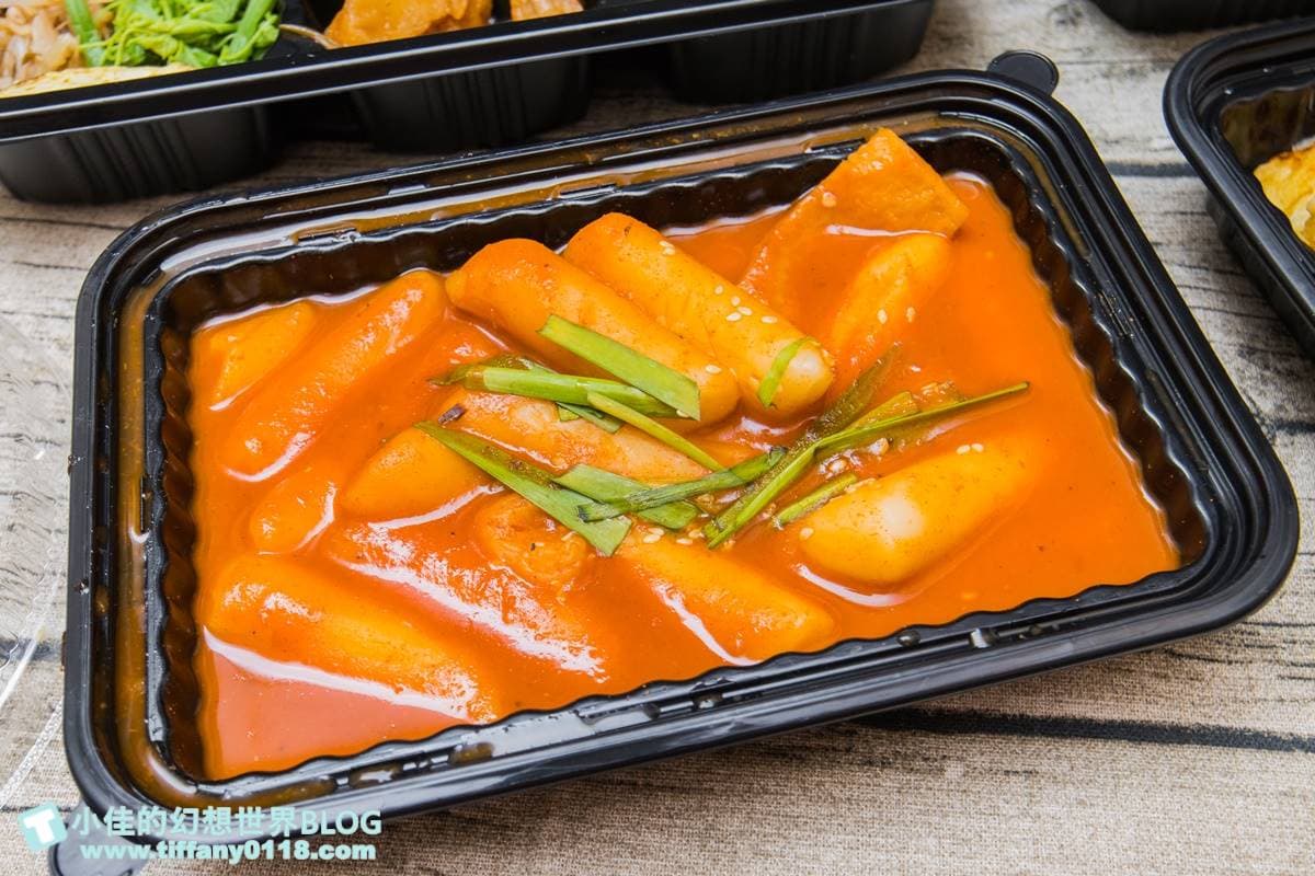 289元吃到撐!人氣韓餐「定食便當」塞滿9種小菜,必嗑嫩烤橫隔膜、香脆厚豬五花 289元吃到撐!人氣韓餐「定食便當」塞滿9種小菜,必嗑嫩烤橫隔膜、香脆厚豬五花