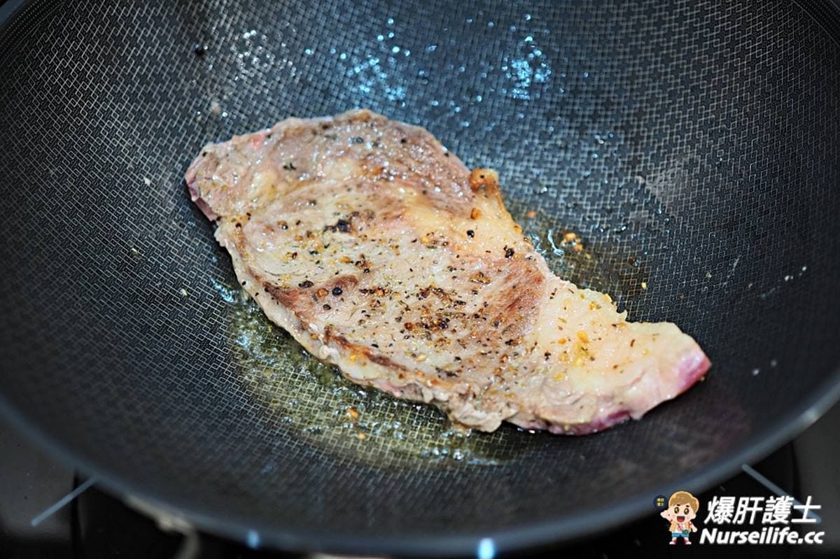 在家爽嗑牛排!團購名店推「超值肉品組」,3種煎法安格斯肋眼、頂級松阪豬噴香 在家爽嗑牛排!團購名店推「超值肉品組」,3種煎法安格斯肋眼、頂級松阪豬噴香