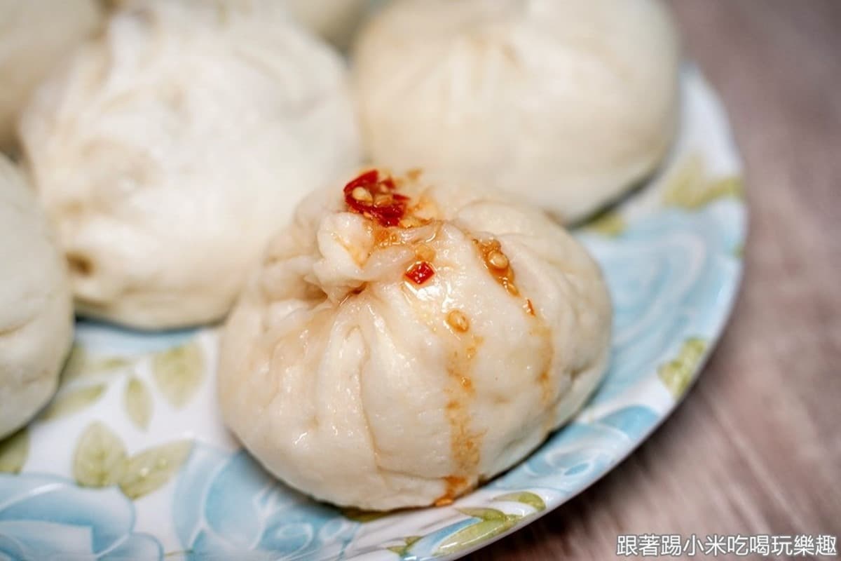 一出爐就秒殺!噴汁「鮮肉包」1個只要17元,嘗鮮必試牽絲芋泥、四季豆冬粉 一出爐就秒殺!噴汁「鮮肉包」1個只要17元,嘗鮮必試牽絲芋泥、四季豆冬粉