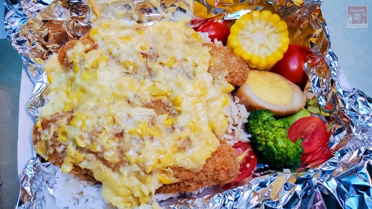 道地阿根廷料理!必吃招牌「牛肉漢堡」厚實又多汁,炸鱈魚淋「玉米濃湯白醬」香而不膩 道地阿根廷料理!必吃招牌「牛肉漢堡」厚實又多汁,炸鱈魚淋「玉米濃湯白醬」香而不膩