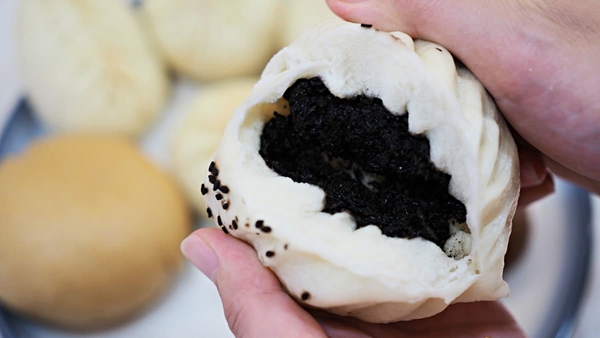 素食者福音!手工酵母包吃得到超濃郁「法式松露」,甜口味先嗑桂花芋頭、爆漿黑糖包 素食者福音!手工酵母包吃得到超濃郁「法式松露」,甜口味先嗑桂花芋頭、爆漿黑糖包