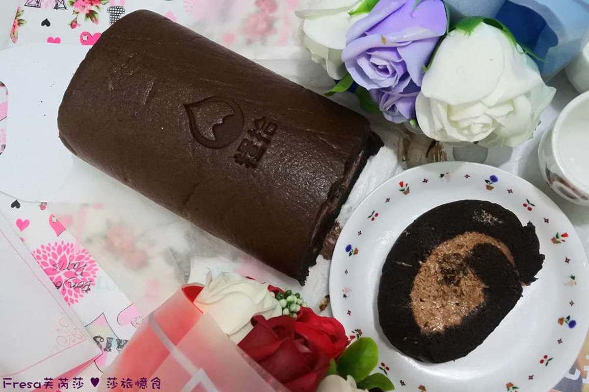 當日現做!季節限定「紅心芭樂」生乳捲夾大塊果肉,嘗鮮必試全台首創「瑰鹽三星蔥」 當日現做!季節限定「紅心芭樂」生乳捲夾大塊果肉,嘗鮮必試全台首創「瑰鹽三星蔥」