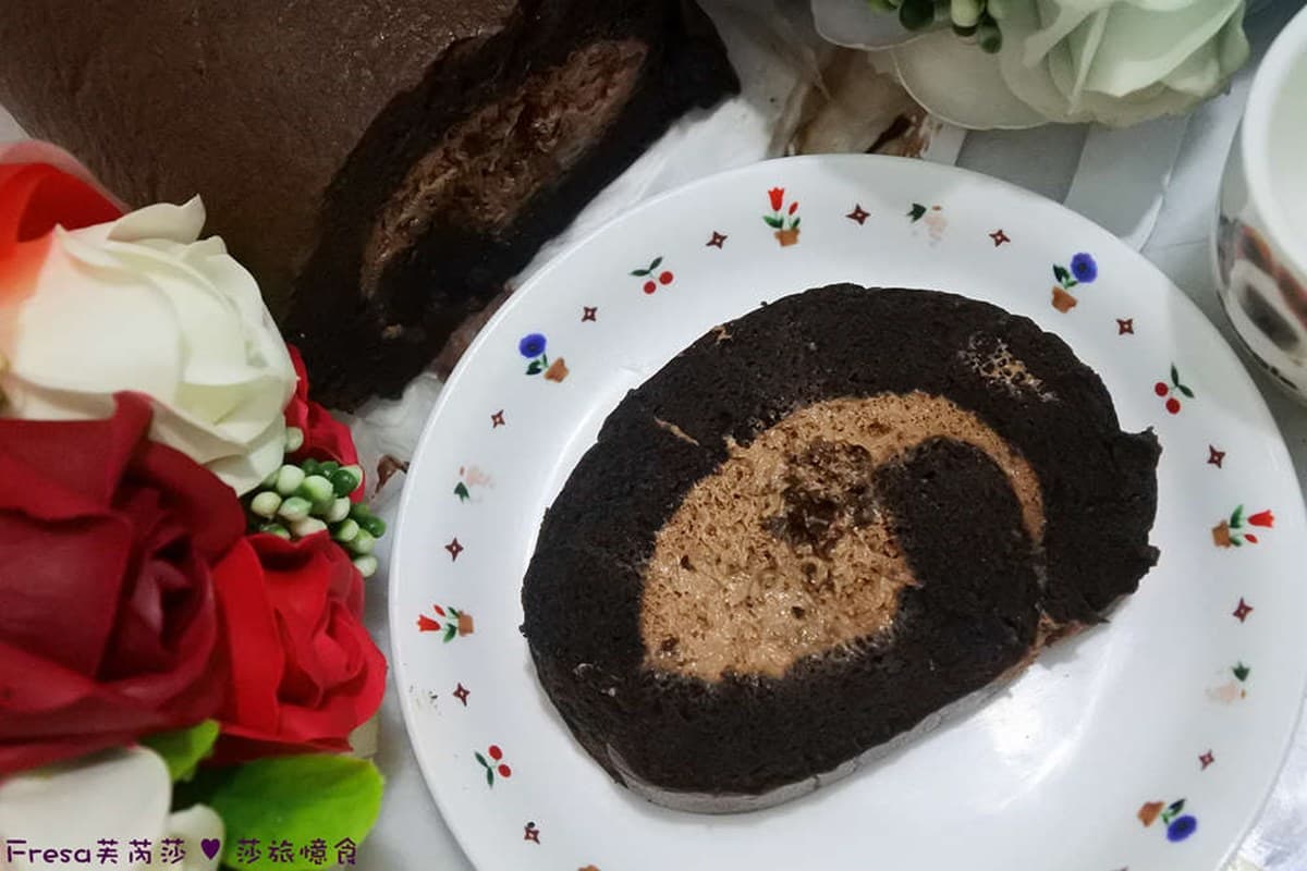 當日現做!季節限定「紅心芭樂」生乳捲夾大塊果肉,嘗鮮必試全台首創「瑰鹽三星蔥」 當日現做!季節限定「紅心芭樂」生乳捲夾大塊果肉,嘗鮮必試全台首創「瑰鹽三星蔥」