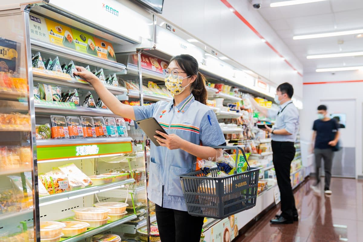 7-11也能外送了!用Uber Eats只要5折,還能35秒自製1杯CITY咖啡 7-11也能外送了!用Uber Eats只要5折,還能35秒自製1杯CITY咖啡