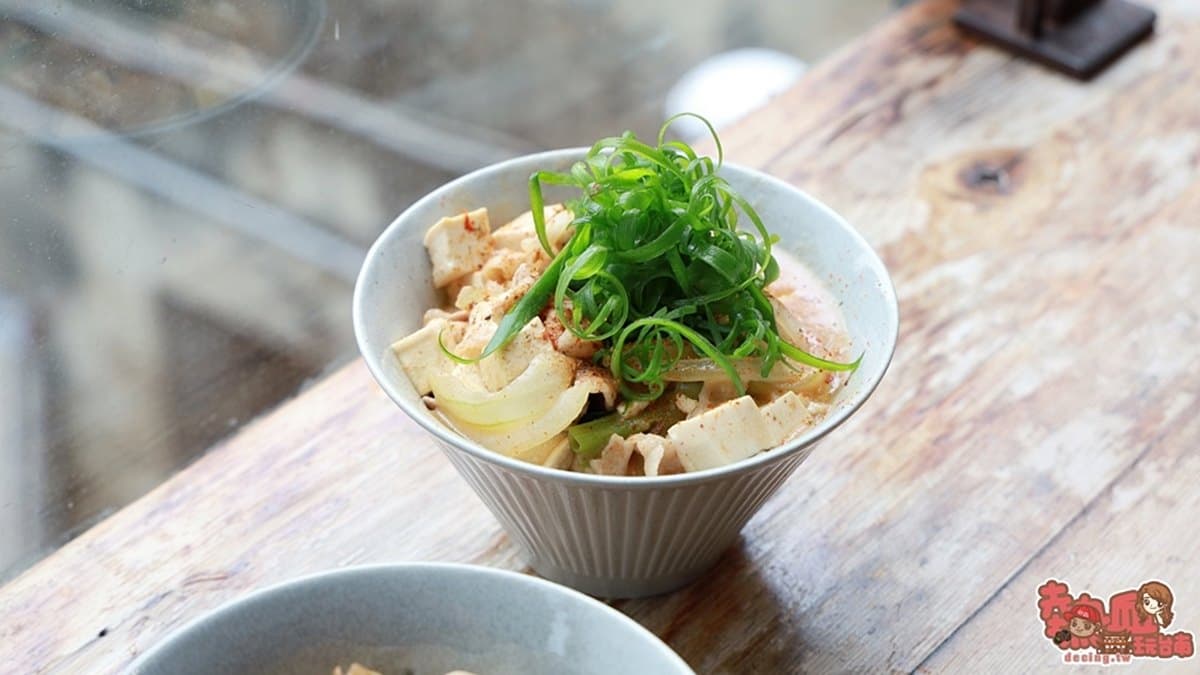 水水要收!日系老宅咖啡廳「山藥蓋飯」綿密超爽口,甜點先嗑季節限定「芒果半月燒」 水水要收!日系老宅咖啡廳「山藥蓋飯」綿密超爽口,甜點先嗑季節限定「芒果半月燒」