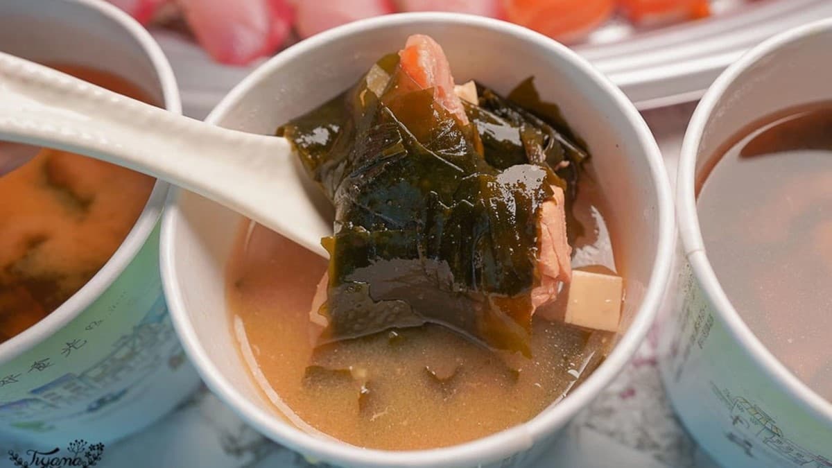 滿滿32貫!浮誇「壽司餐盒」吃得到親子鮭魚、明太子鮪魚,炙燒系列必嗑北海道干貝 滿滿32貫!浮誇「壽司餐盒」吃得到親子鮭魚、明太子鮪魚,炙燒系列必嗑北海道干貝