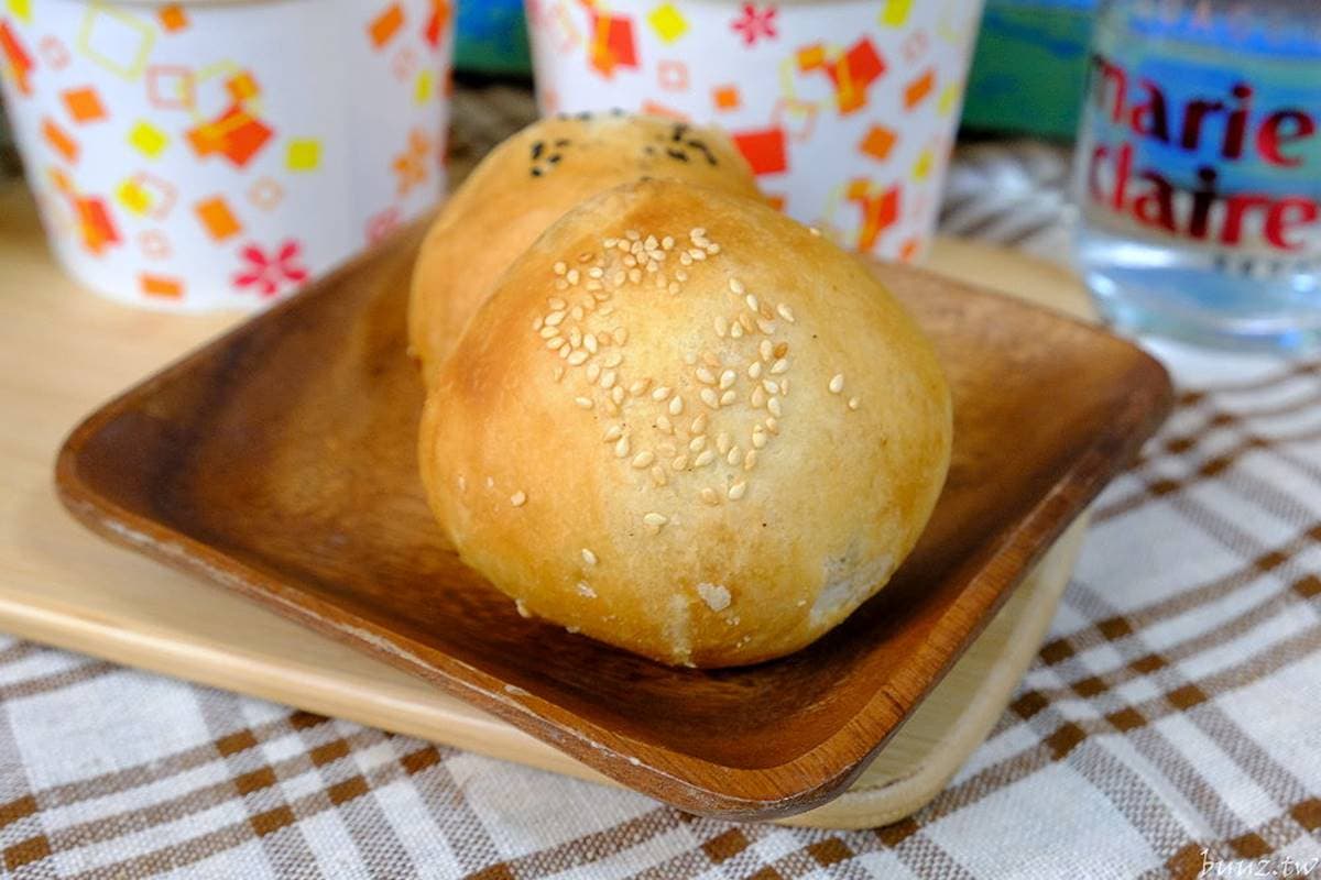 高評價傳統下午茶!「古早味豆花」加粉圓、花生只要35元,「咖哩酥餅」內餡飽滿也必嘗 高評價傳統下午茶!「古早味豆花」加粉圓、花生只要35元,「咖哩酥餅」內餡飽滿也必嘗
