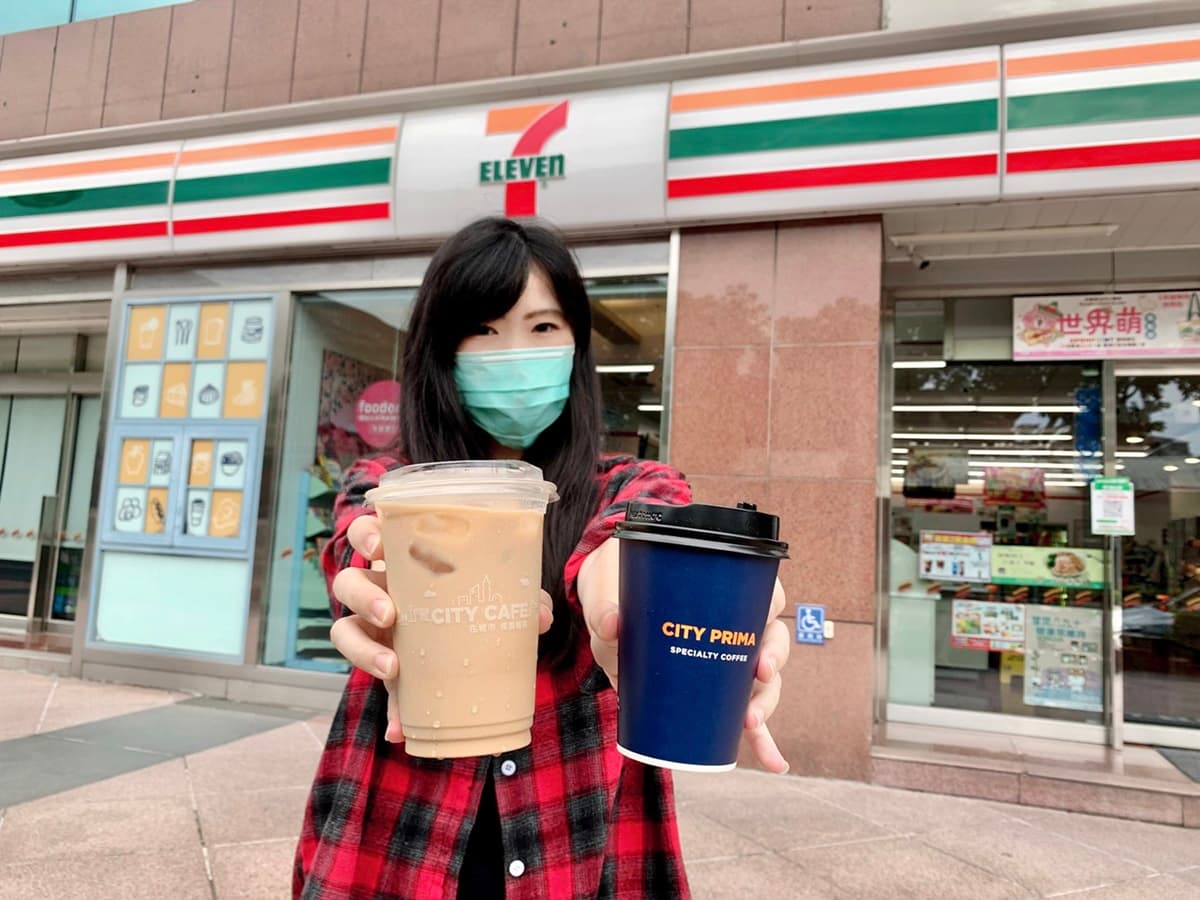小七精品拿鐵買五送五!東奧閉幕超商優惠:全家霜淇淋買一送一、OK咖啡第2杯10元 小七精品拿鐵買五送五!東奧閉幕超商優惠:全家霜淇淋買一送一、OK咖啡第2杯10元