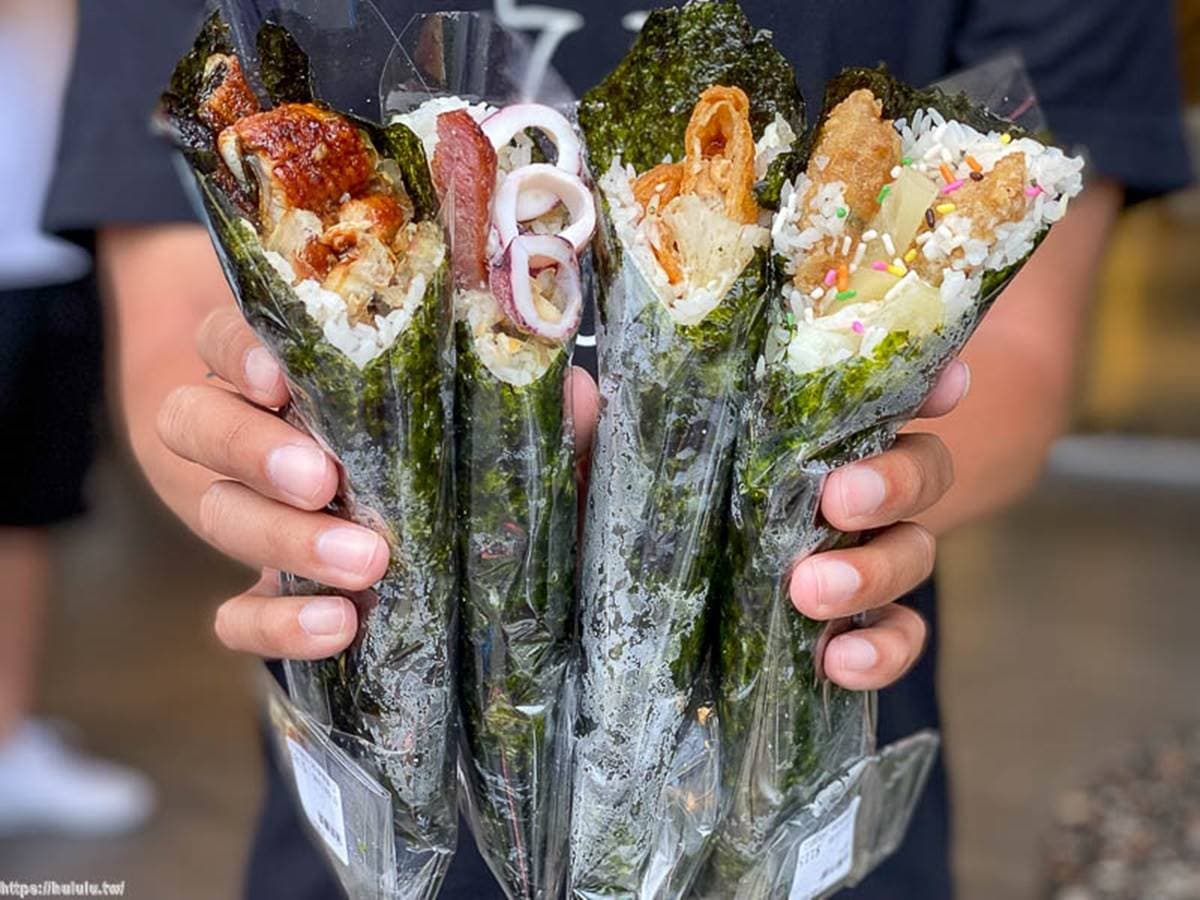 選擇困難症發作!高CP韓式飯捲有18種口味,海鮮控先試100克鰻魚、整條台南蝦捲 選擇困難症發作!高CP韓式飯捲有18種口味,海鮮控先試100克鰻魚、整條台南蝦捲