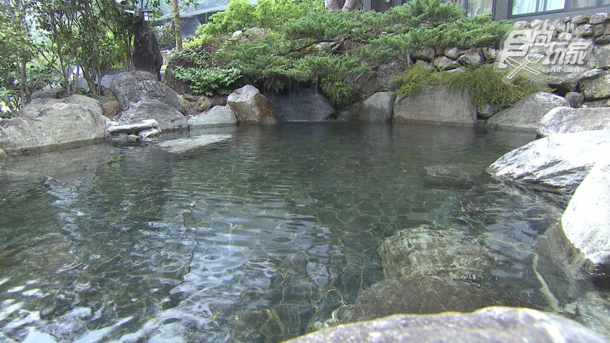只要250元!度假村爽泡日治時期就有「美人湯」,露天湯池還能賞玉山美景