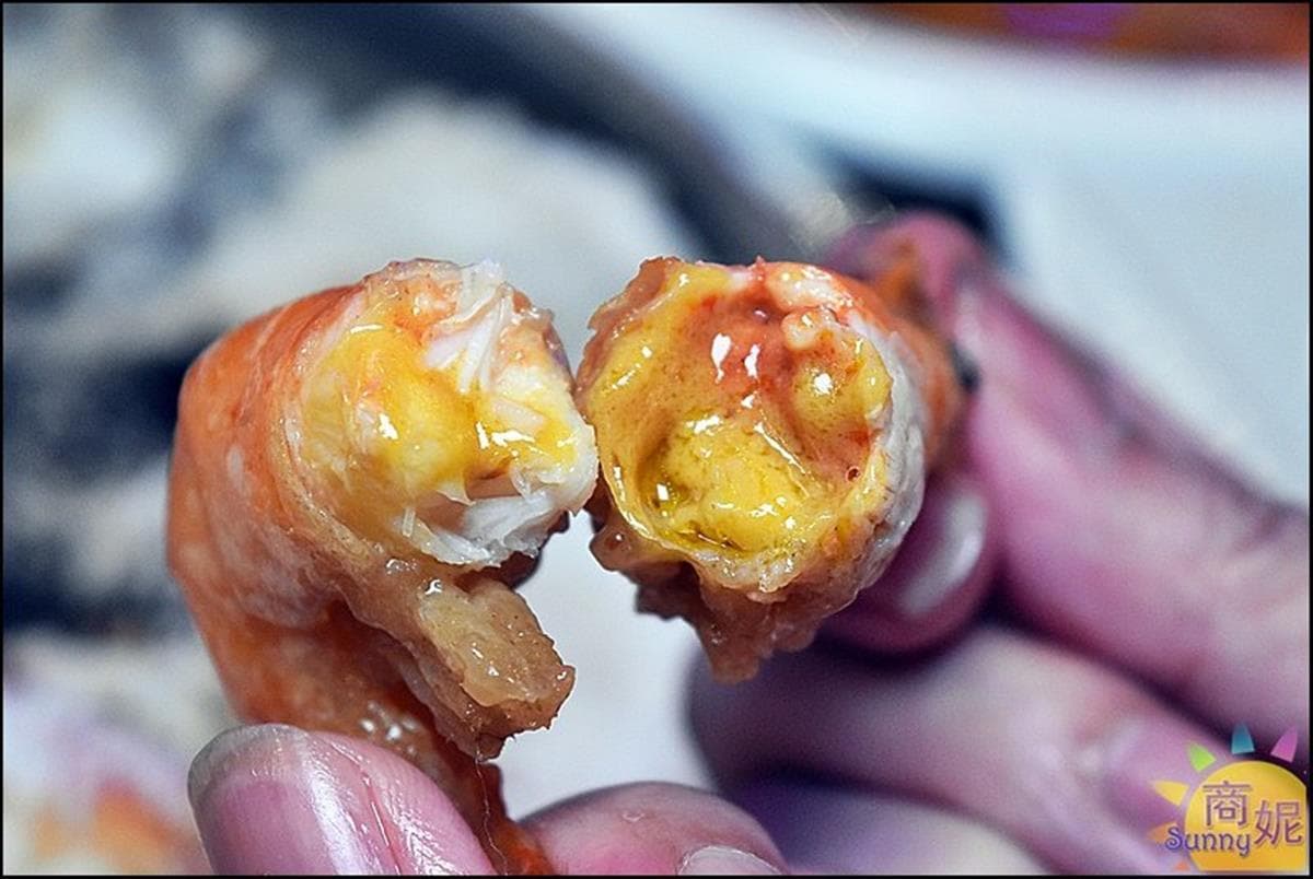 整艘船開進店!IG暴紅「海鮮餐廳」必點隱藏版鹽焗蝦,屏東直送「泰國蝦」每隻都爆膏 整艘船開進店!IG暴紅「海鮮餐廳」必點隱藏版鹽焗蝦,屏東直送「泰國蝦」每隻都爆膏