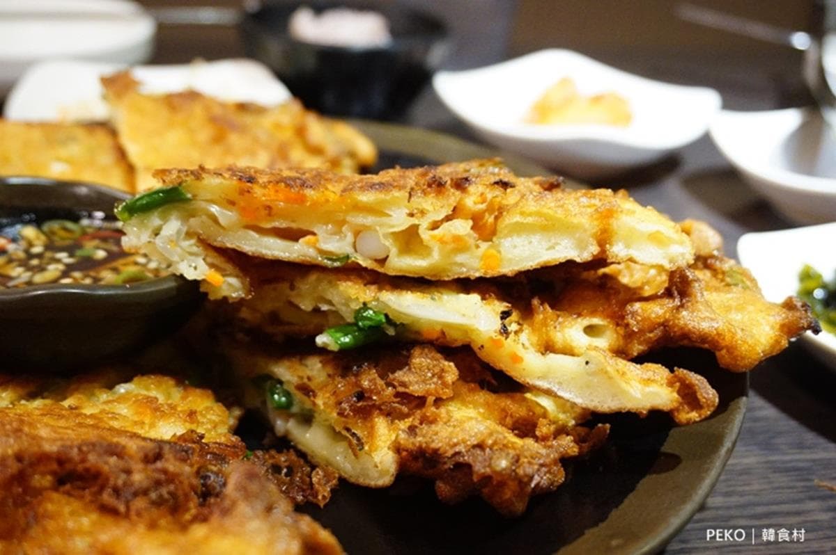 CP值破表!道地韓式料理內用湯品、紫米飯無限續,必點大分量「部隊鍋」酸辣超過癮 CP值破表!道地韓式料理內用湯品、紫米飯無限續,必點大分量「部隊鍋」酸辣超過癮