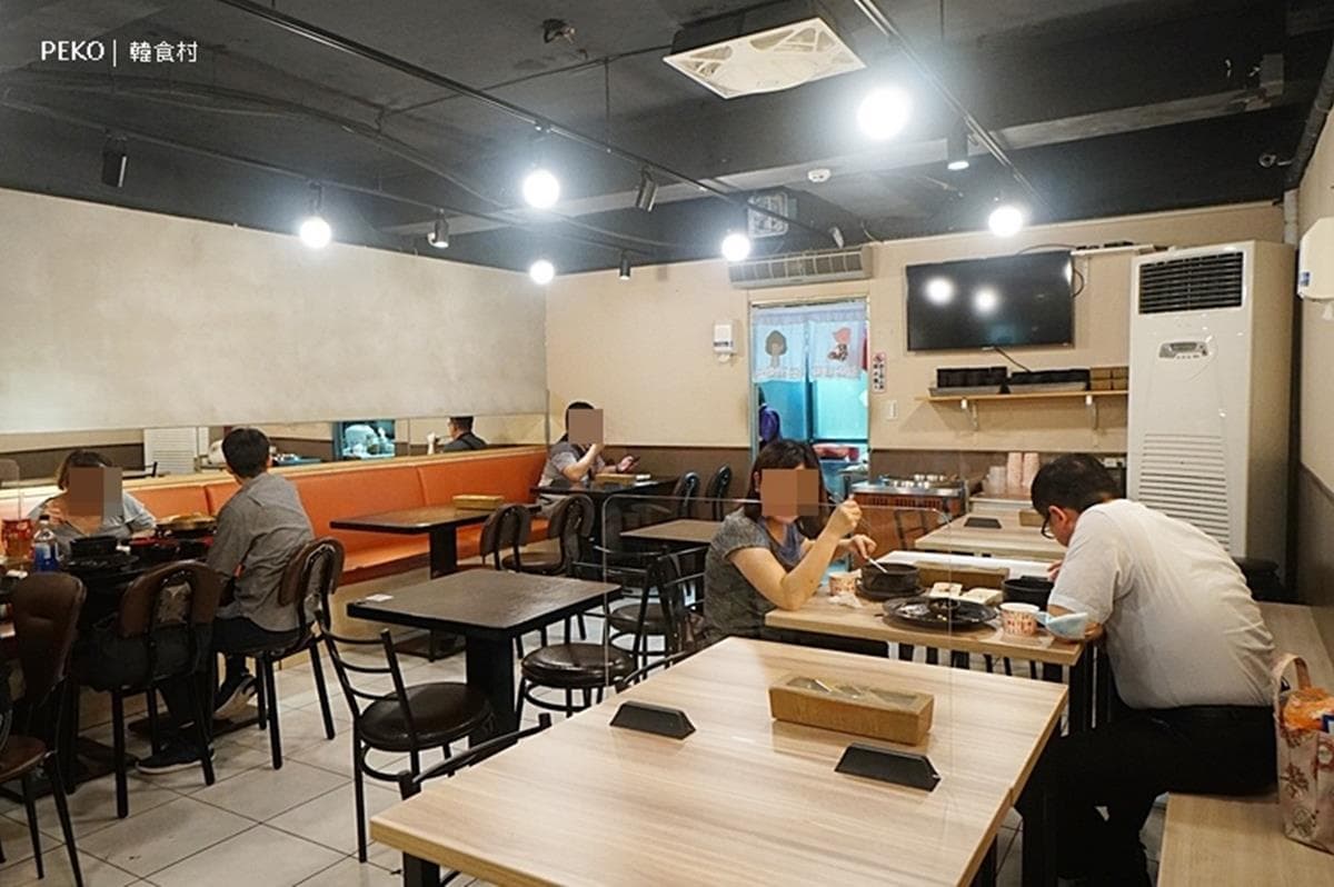 CP值破表!道地韓式料理內用湯品、紫米飯無限續,必點大分量「部隊鍋」酸辣超過癮 CP值破表!道地韓式料理內用湯品、紫米飯無限續,必點大分量「部隊鍋」酸辣超過癮