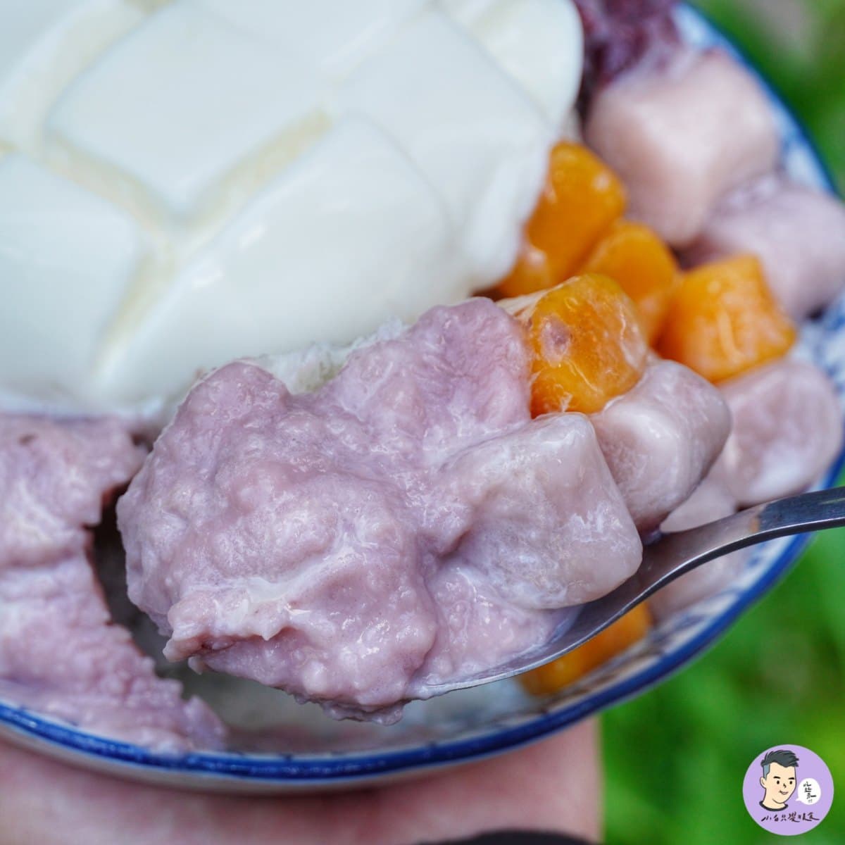 老闆超佛心!北中南15家滿料剉冰:超吸睛摩艾冰磚、夢幻彩虹粉粿、「國聖燈塔」麵茶冰 老闆超佛心!北中南15家滿料剉冰:超吸睛摩艾冰磚、夢幻彩虹粉粿、「國聖燈塔」麵茶冰