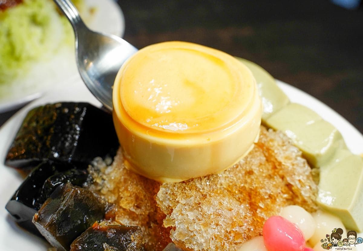 老闆超佛心!北中南15家滿料剉冰:超吸睛摩艾冰磚、夢幻彩虹粉粿、「國聖燈塔」麵茶冰 老闆超佛心!北中南15家滿料剉冰:超吸睛摩艾冰磚、夢幻彩虹粉粿、「國聖燈塔」麵茶冰