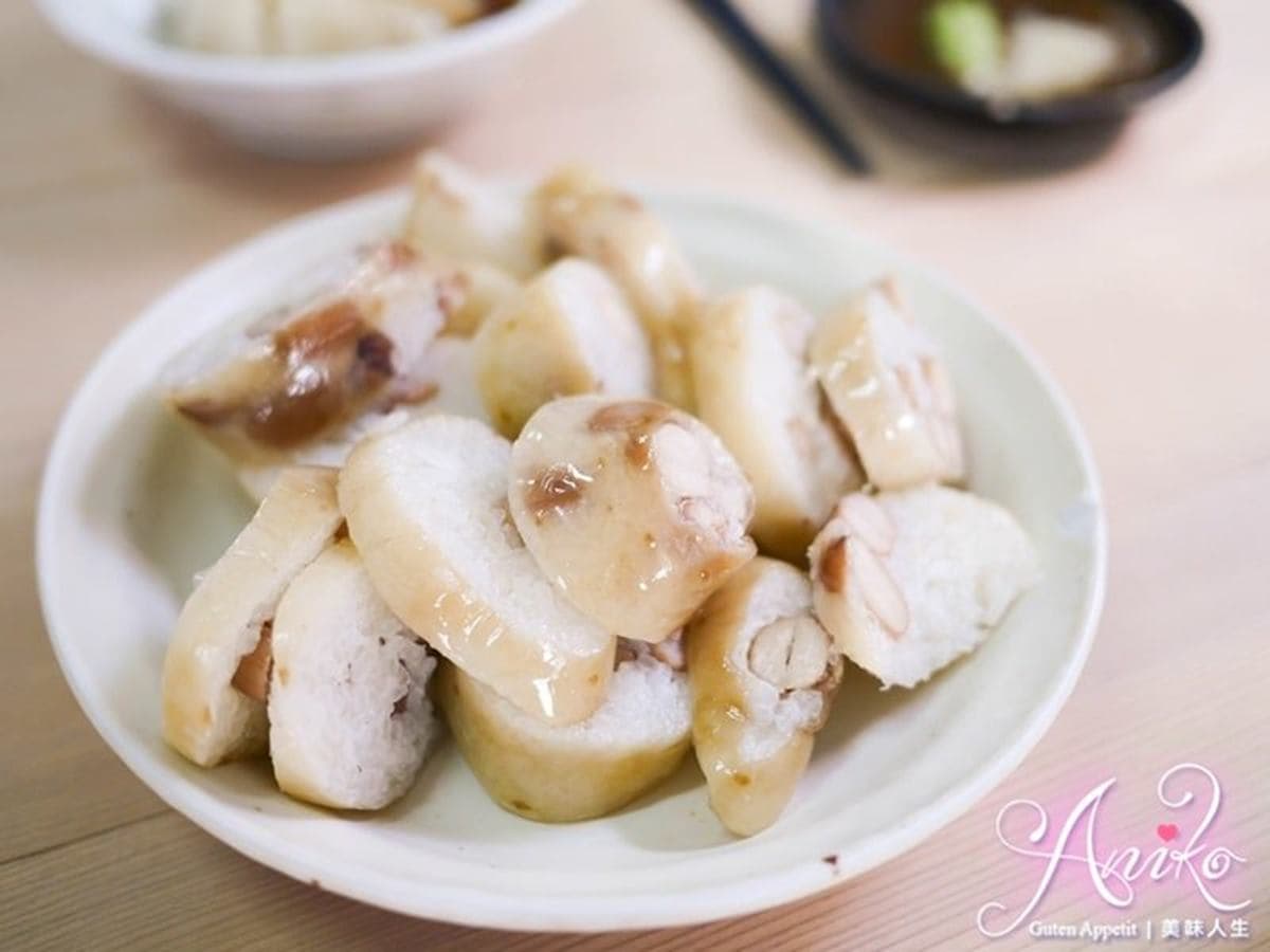 老饕最愛古早味!60年老店「黑白切」必嗑招牌蟹丸,再搭「靈魂醬料」更唰嘴 老饕最愛古早味!60年老店「黑白切」必嗑招牌蟹丸,再搭「靈魂醬料」更唰嘴