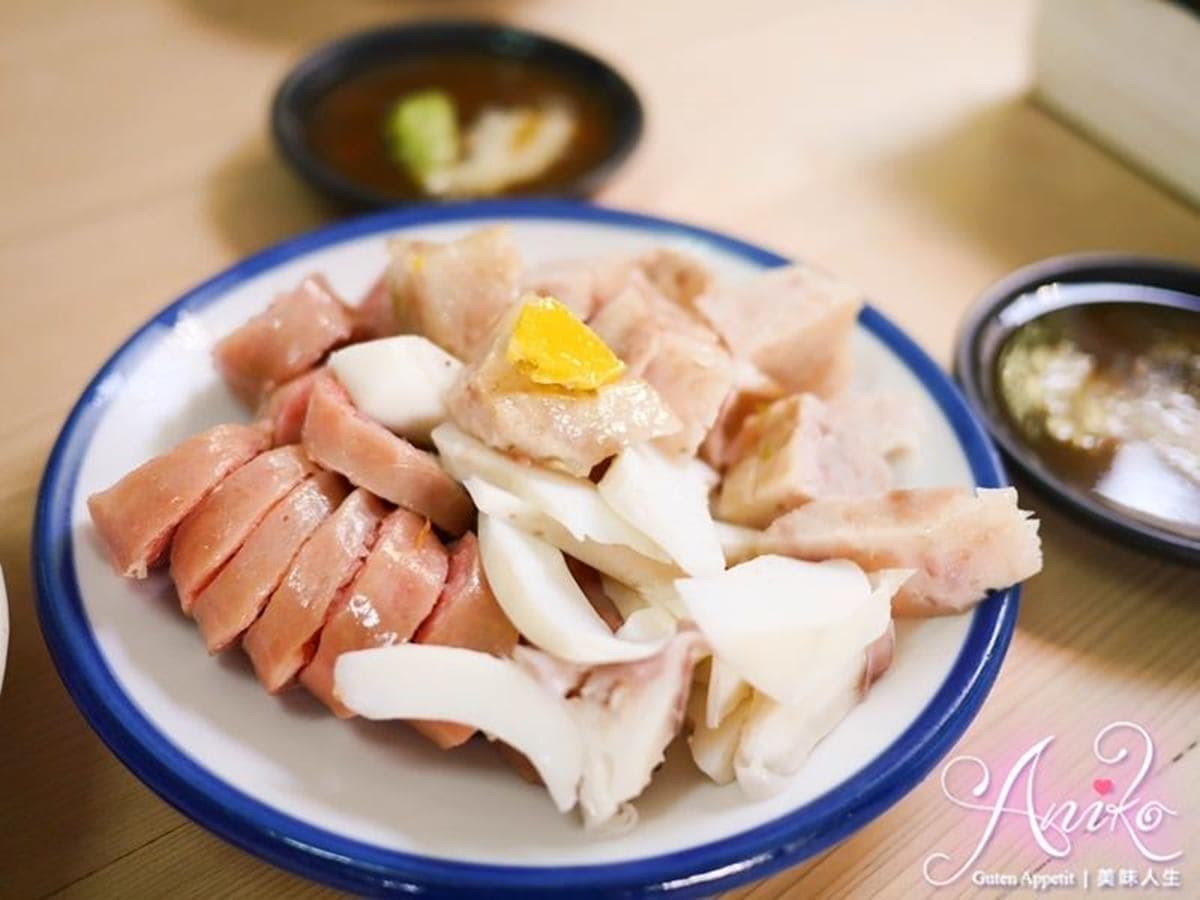 老饕最愛古早味!60年老店「黑白切」必嗑招牌蟹丸,再搭「靈魂醬料」更唰嘴 老饕最愛古早味!60年老店「黑白切」必嗑招牌蟹丸,再搭「靈魂醬料」更唰嘴
