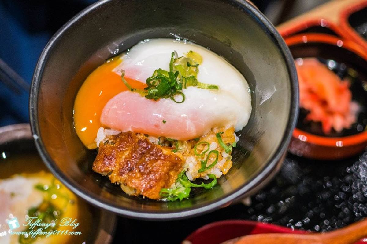 網美系鰻魚料理!打卡必點繽紛毛毬壽司,大分量「鰻魚桶飯」台灣特有吃法要加溫泉蛋 網美系鰻魚料理!打卡必點繽紛毛毬壽司,大分量「鰻魚桶飯」台灣特有吃法要加溫泉蛋