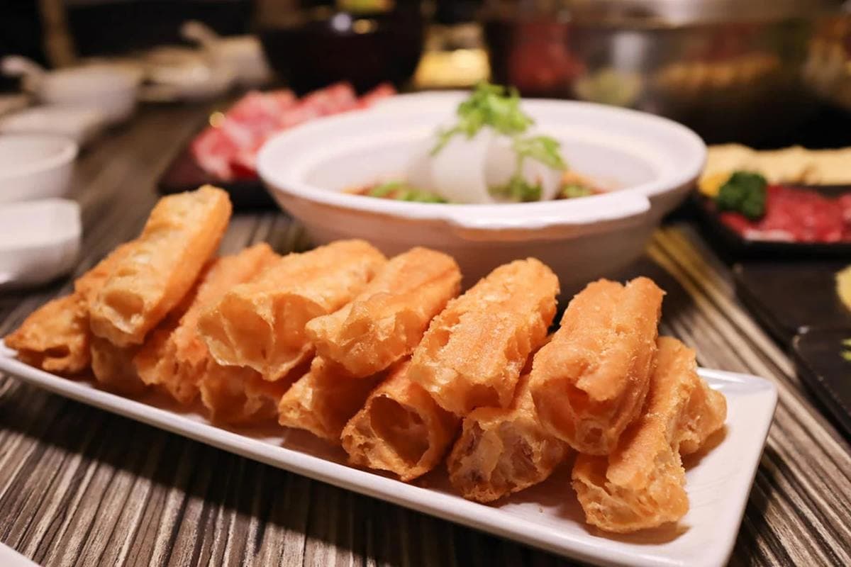 老饕才知道!隱藏版麻辣鍋「果凍鴨血」嫩到用刀叉吃,王子麵必加「迷迭香辣油」超銷魂 老饕才知道!隱藏版麻辣鍋「果凍鴨血」嫩到用刀叉吃,王子麵必加「迷迭香辣油」超銷魂