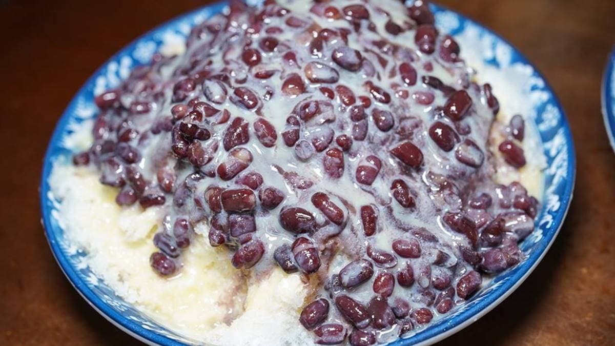 消夜吃得到!古早味冰果室「滿料水果冰」1盤只要50元,南部特有薑汁番茄也必嘗 消夜吃得到!古早味冰果室「滿料水果冰」1盤只要50元,南部特有薑汁番茄也必嘗