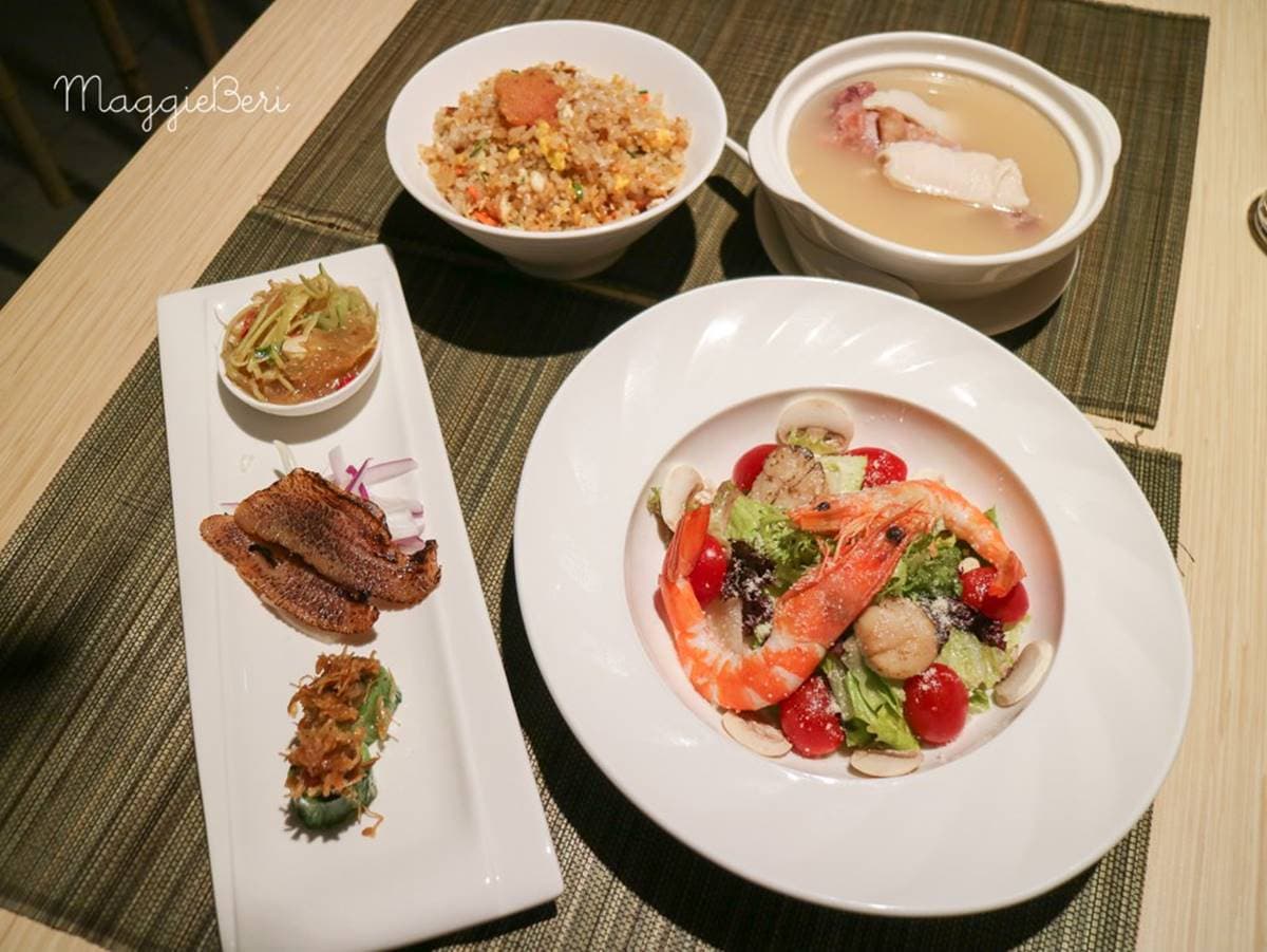 大稻埕限定創意料理!招牌套餐先嘗噴香「烏魚子炒飯」,打卡必拍竹林後院 大同區美食:鯉魚The Carp|烏魚子入菜創意料理