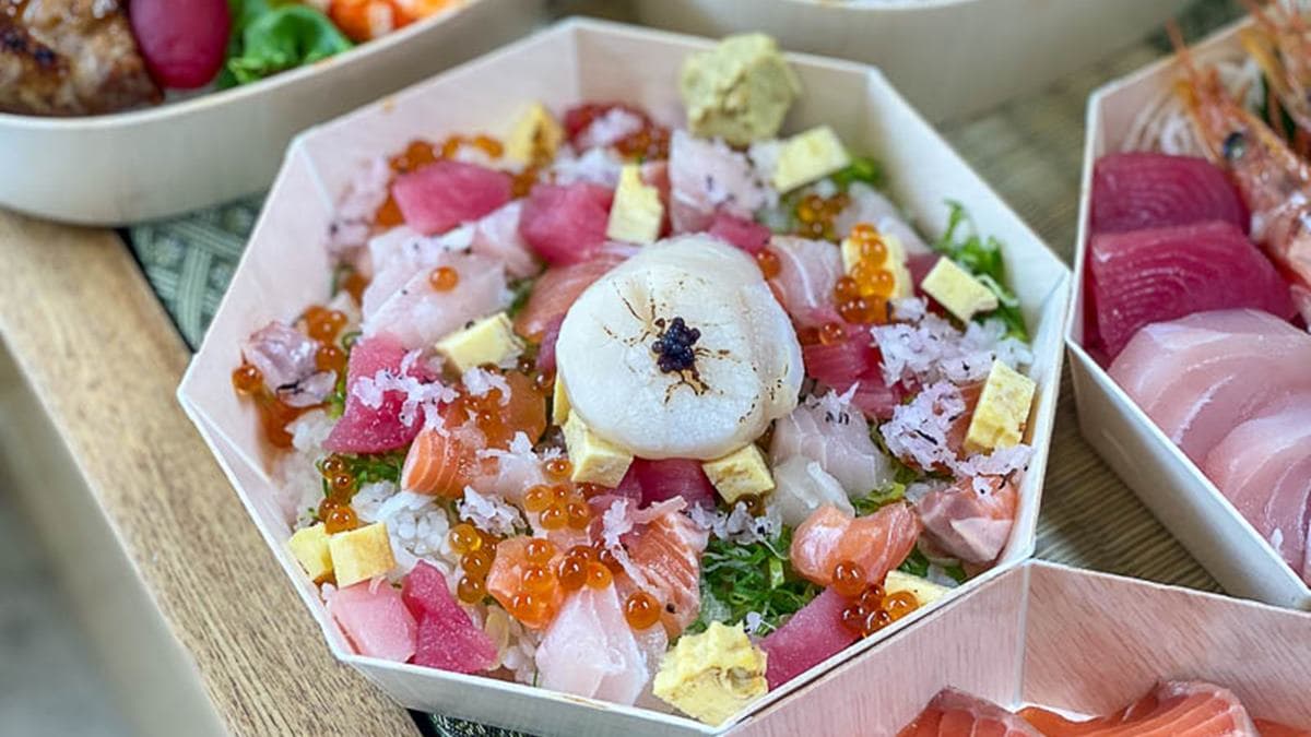 【新開店】偽出國!台南「日式便當店」有濃濃京都風,先嗑厚切鮭魚親子丼 【新開店】偽出國!台南「日式便當店」有濃濃京都風,先嗑厚切鮭魚親子丼