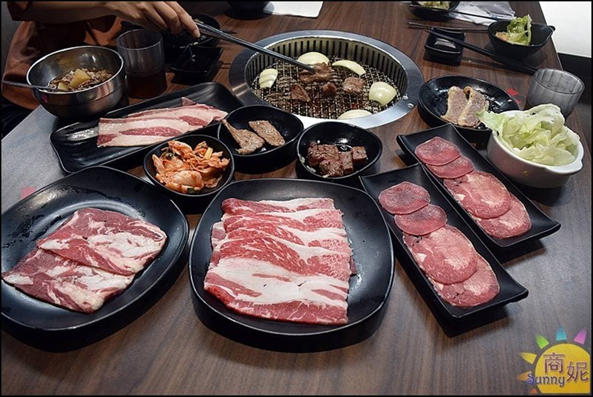 超澎派!中部6家高CP值燒烤吃到飽:爽嗑150種食材、現撈泰國蝦、頂級和牛 超澎派!中部6家高CP值燒烤吃到飽:爽嗑150種食材、現撈泰國蝦、頂級和牛