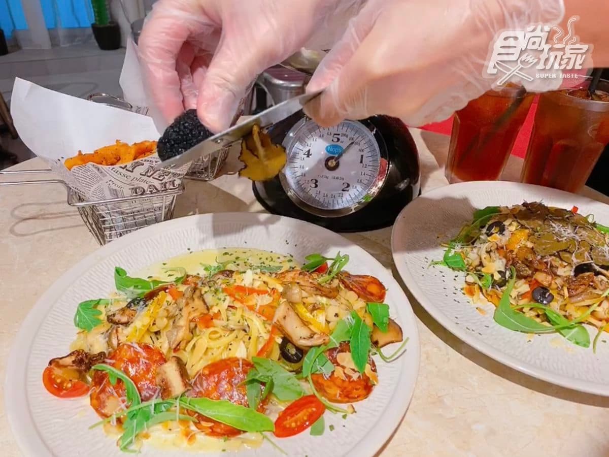 全台最狂20公分巨型舒芙蕾!現刨黑松露秤重上桌,日本白葡萄加到滿超澎派 全台最狂20公分巨型舒芙蕾!現刨黑松露秤重上桌,日本白葡萄加到滿超澎派
