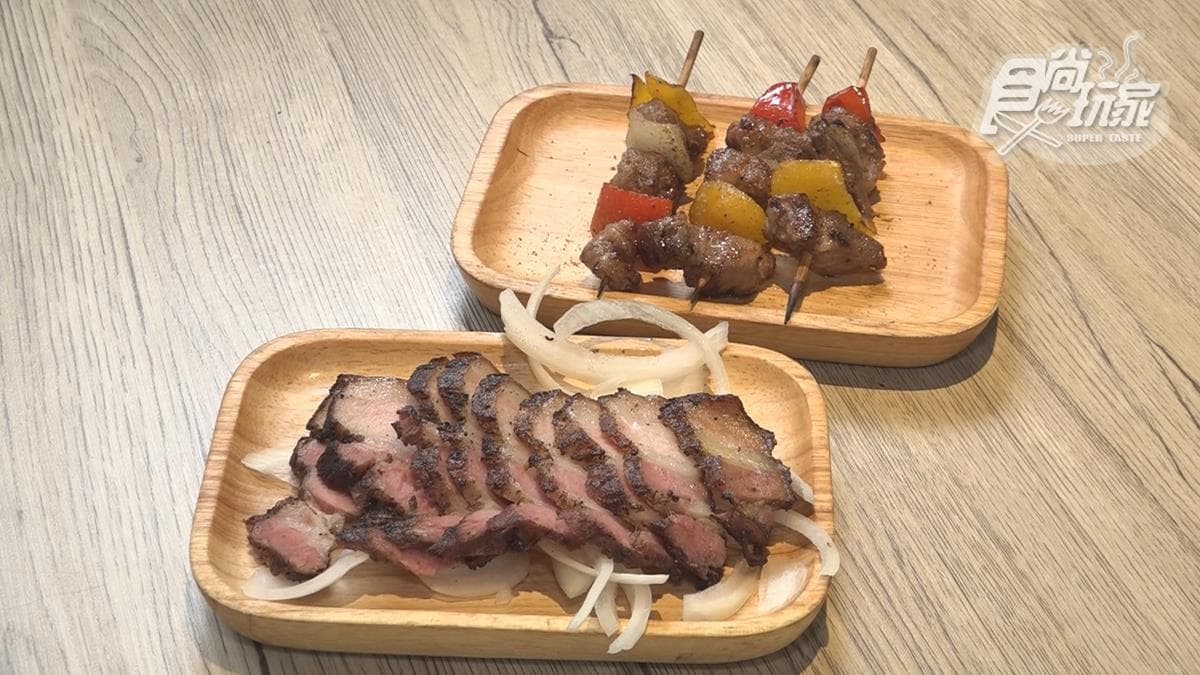 花蓮原民風烤肉!正宗「柴燒牛肉串」吃得到龍眼木香,脆皮馬告香腸也必點
