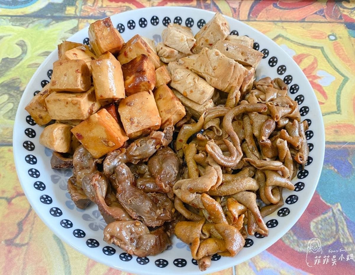 下酒菜首選!宜蘭限量「煙燻滷味」微辣超唰嘴,先搶骨肉分離嫩雞翅 下酒菜首選!宜蘭限量「煙燻滷味」微辣超唰嘴,先搶骨肉分離嫩雞翅