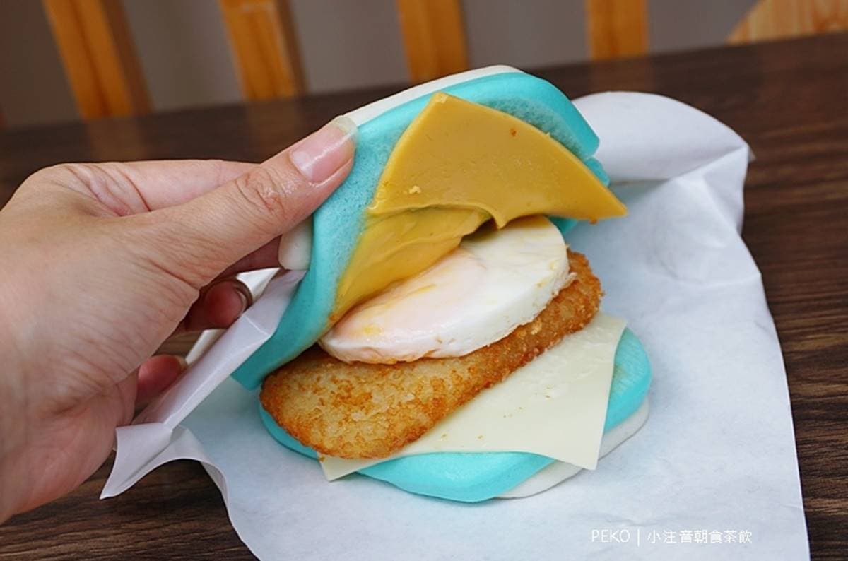 【新開店】萌度破表!板橋網美早午餐必點「富士山刈包」,加Line送超Q口罩 【新開店】萌度破表!板橋網美早午餐必點「富士山刈包」,加Line送超Q口罩