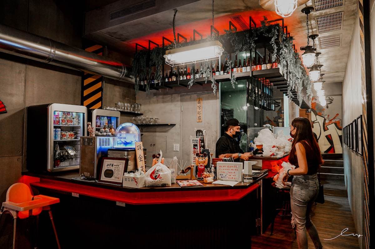 肉控消夜首選!台中「日式餐酒館」必點A5和牛肉燥飯,再搭伊比利豬更霸氣 肉控消夜首選!台中「日式餐酒館」必點A5和牛肉燥飯,再搭伊比利豬更霸氣