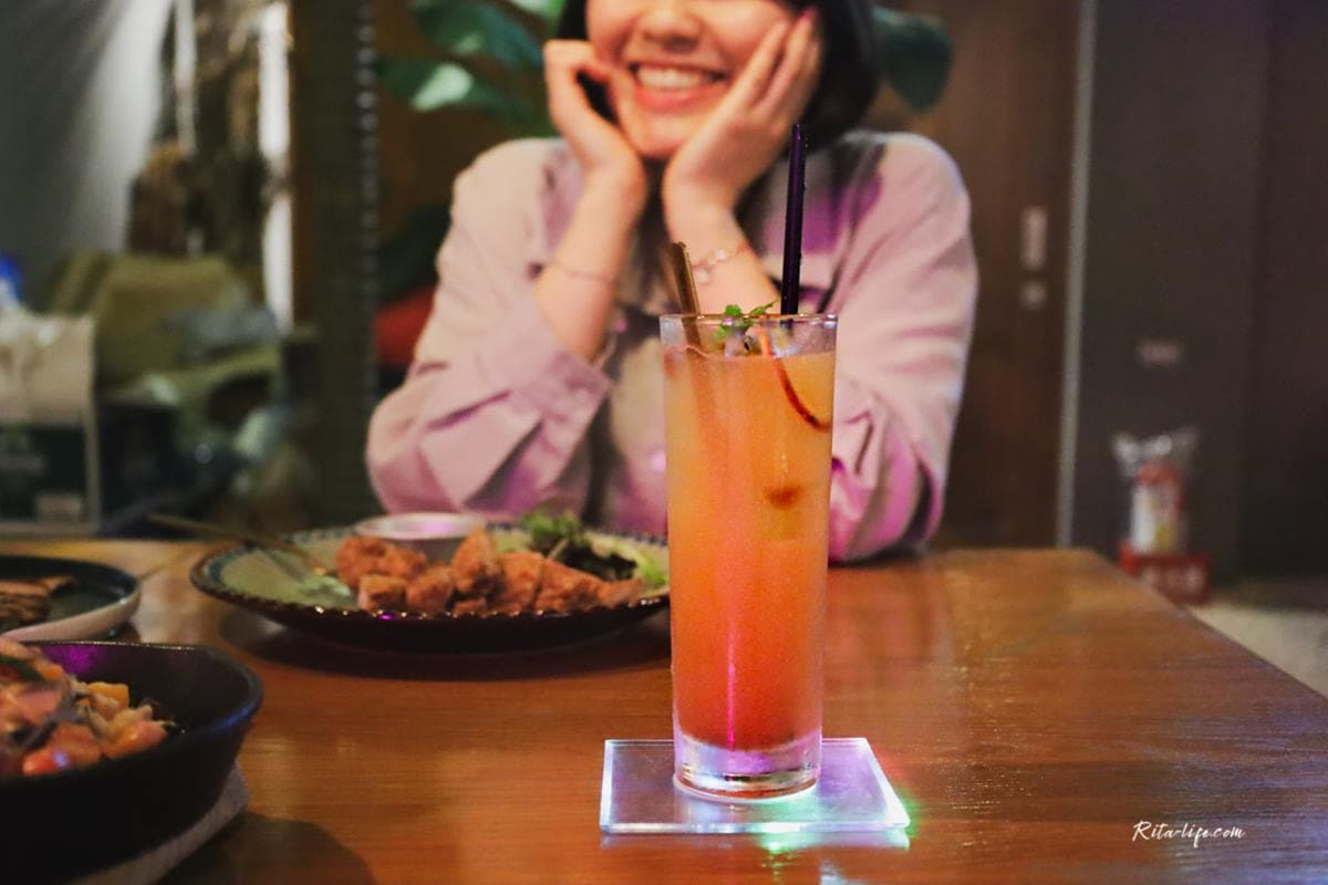 酒咖快衝!板橋「南洋風餐酒館」無限暢飲只要1000元,菲律賓料理重口味會愛 酒咖快衝!板橋「南洋風餐酒館」無限暢飲只要1000元,菲律賓料理重口味會愛